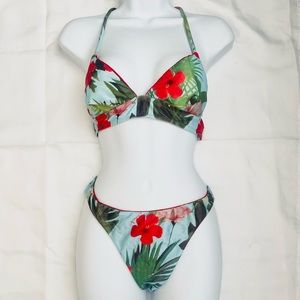 GUESS Vintage Tropical 2 pc Bikini / Small